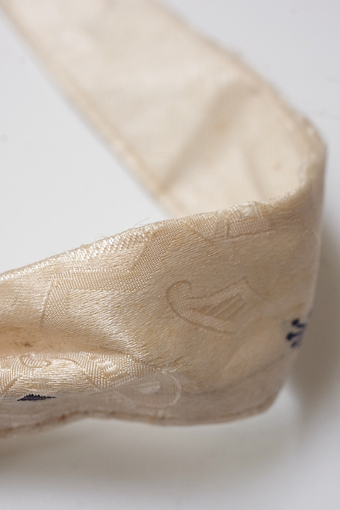 アンティークタイ/cravate monsieur/antique 2 .FR a l'epoque