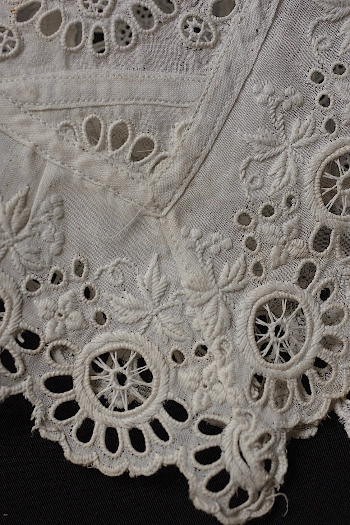 アンティークレース小さな襟/dentelle ancienne/antique lace .FR a l'epoque