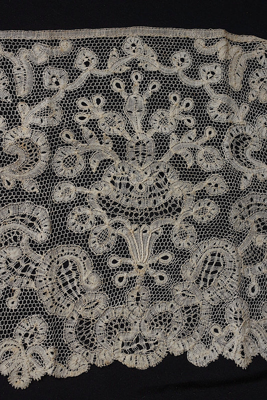 アンティークボビンレース/dentelle ancienne/antique lace .FR a l'epoque