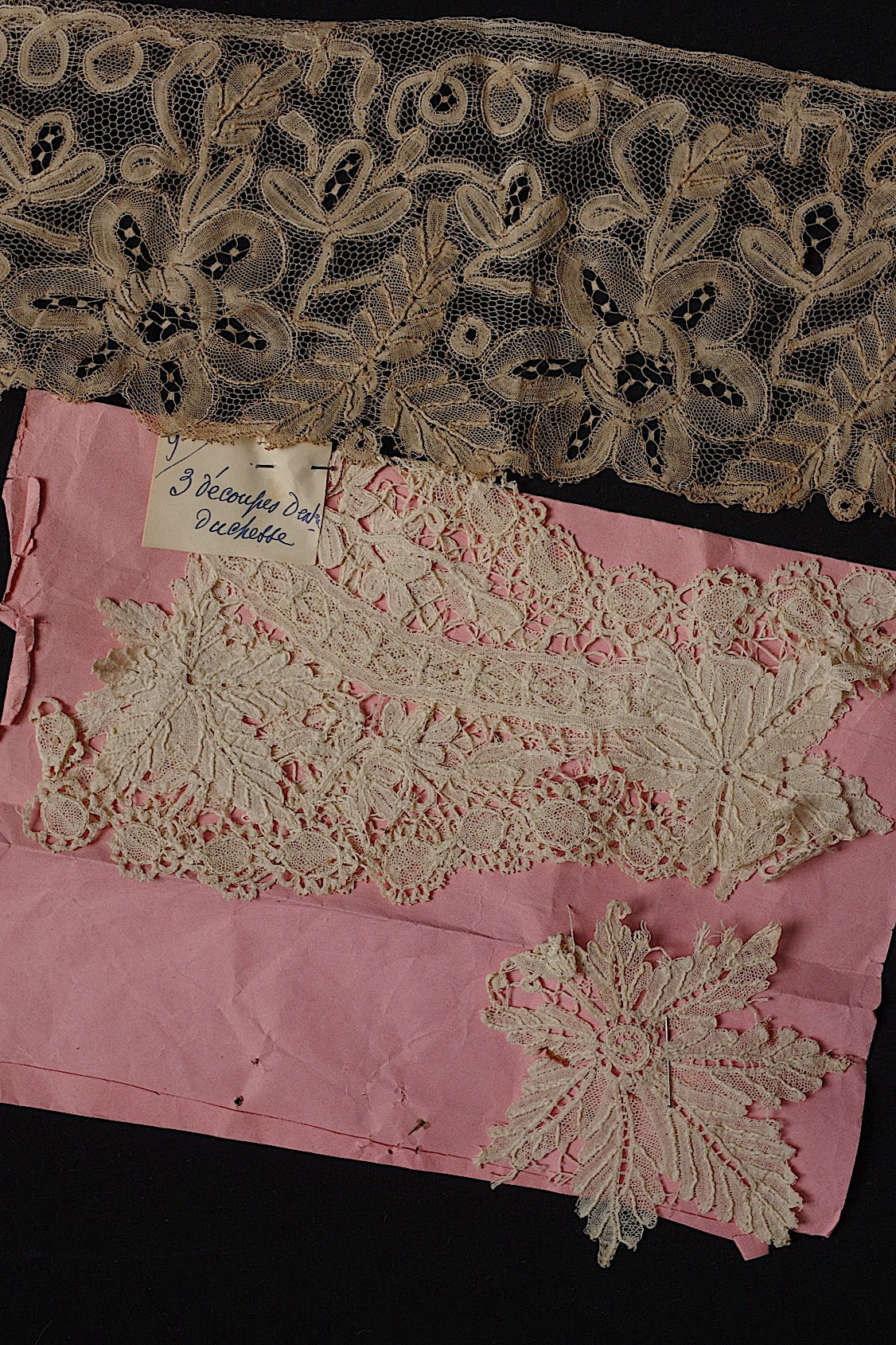 アンティークレース ホニトン2種/dentelle ancienne/antique lace .FR a l'epoque