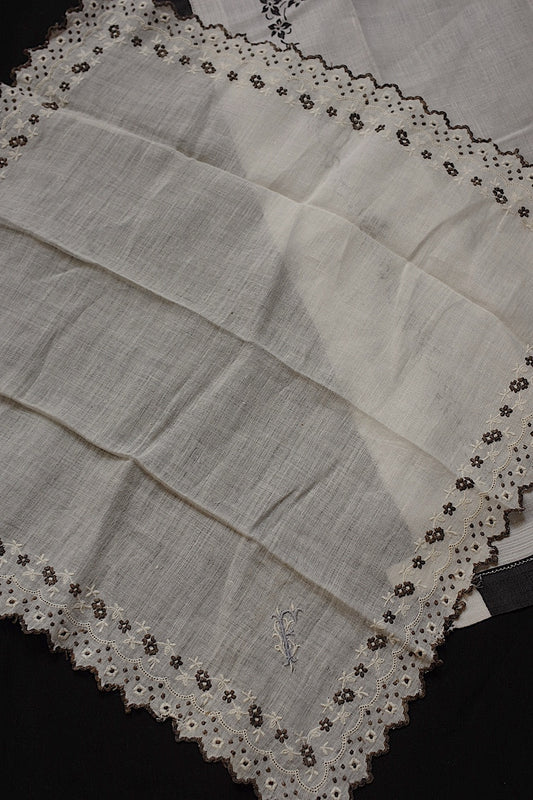 Antique handkerchief mouchoir antique