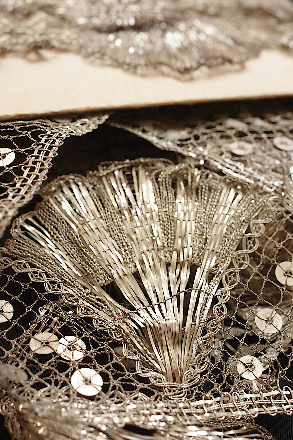 アンティークメタルレース dentelle antique lace 195cm