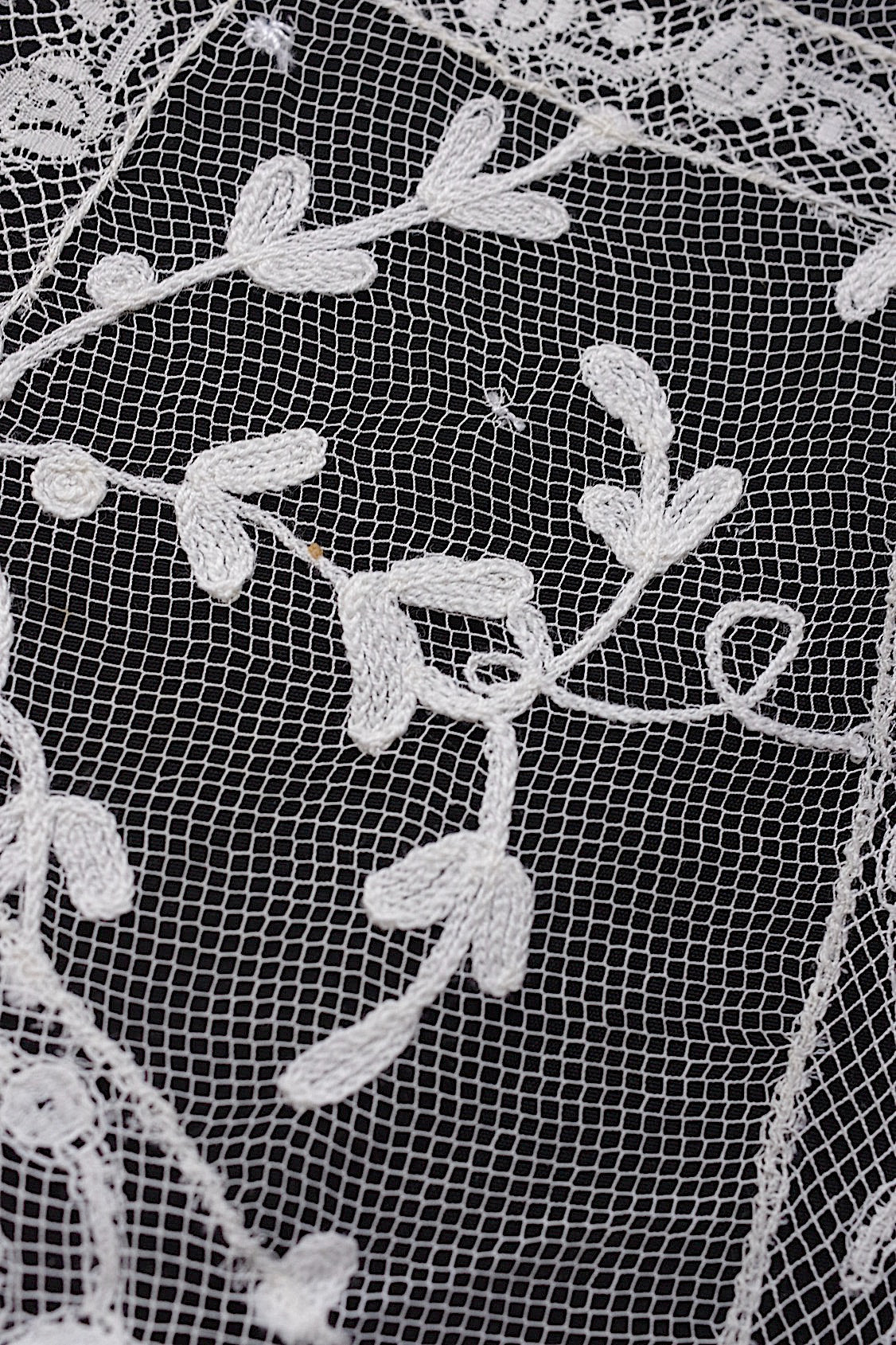 Tissu brodé en dentelle antique, dentelle antique