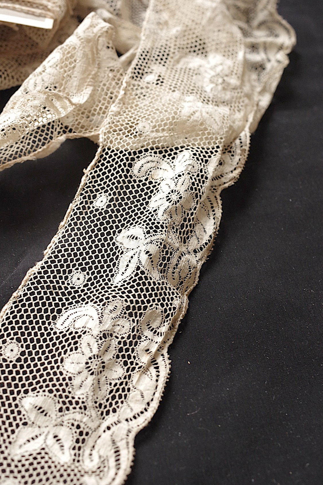 アンティークレース dentelle antique lace 524cm