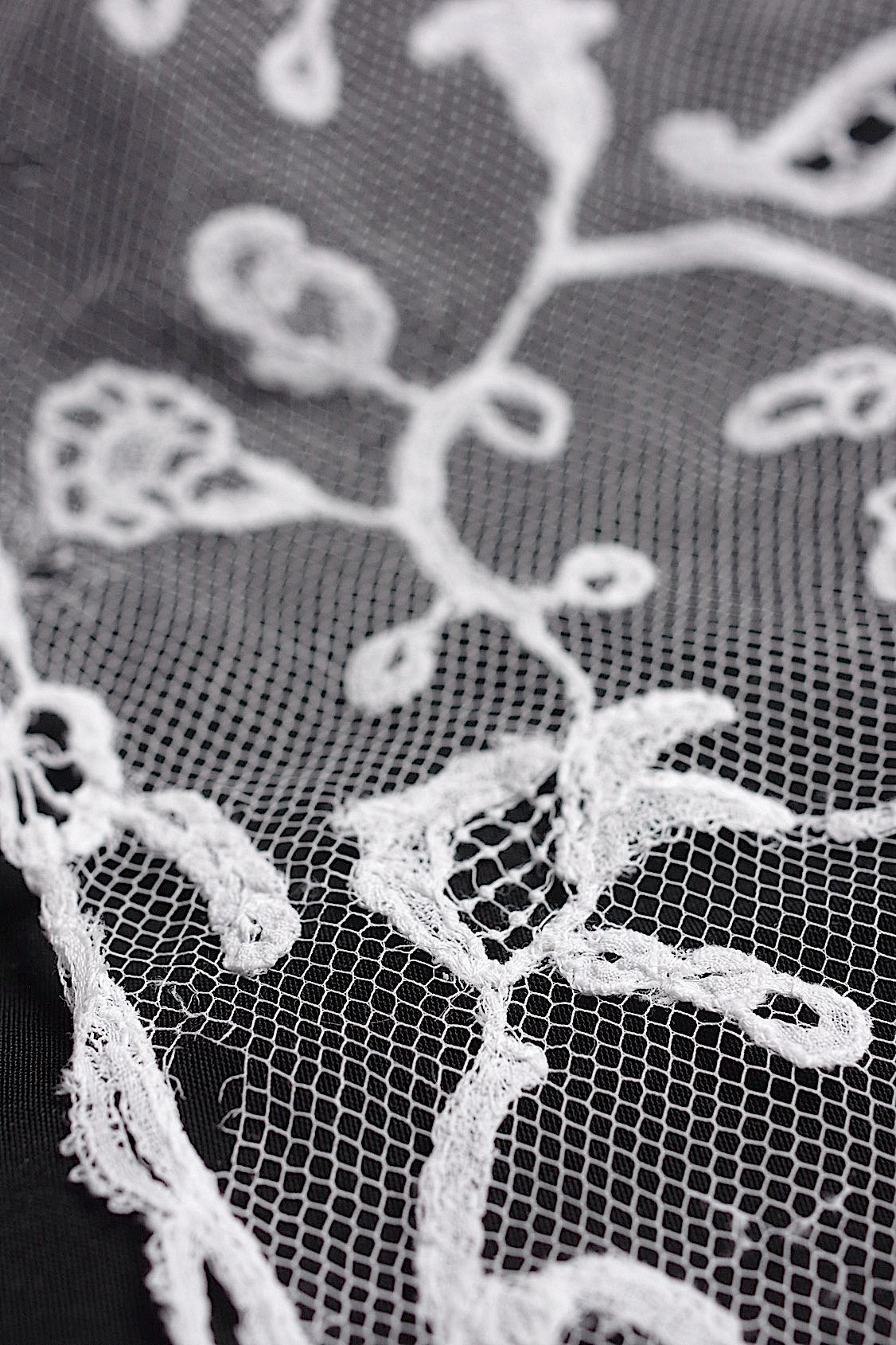 アンティークレース dentelle antique lace 130cm