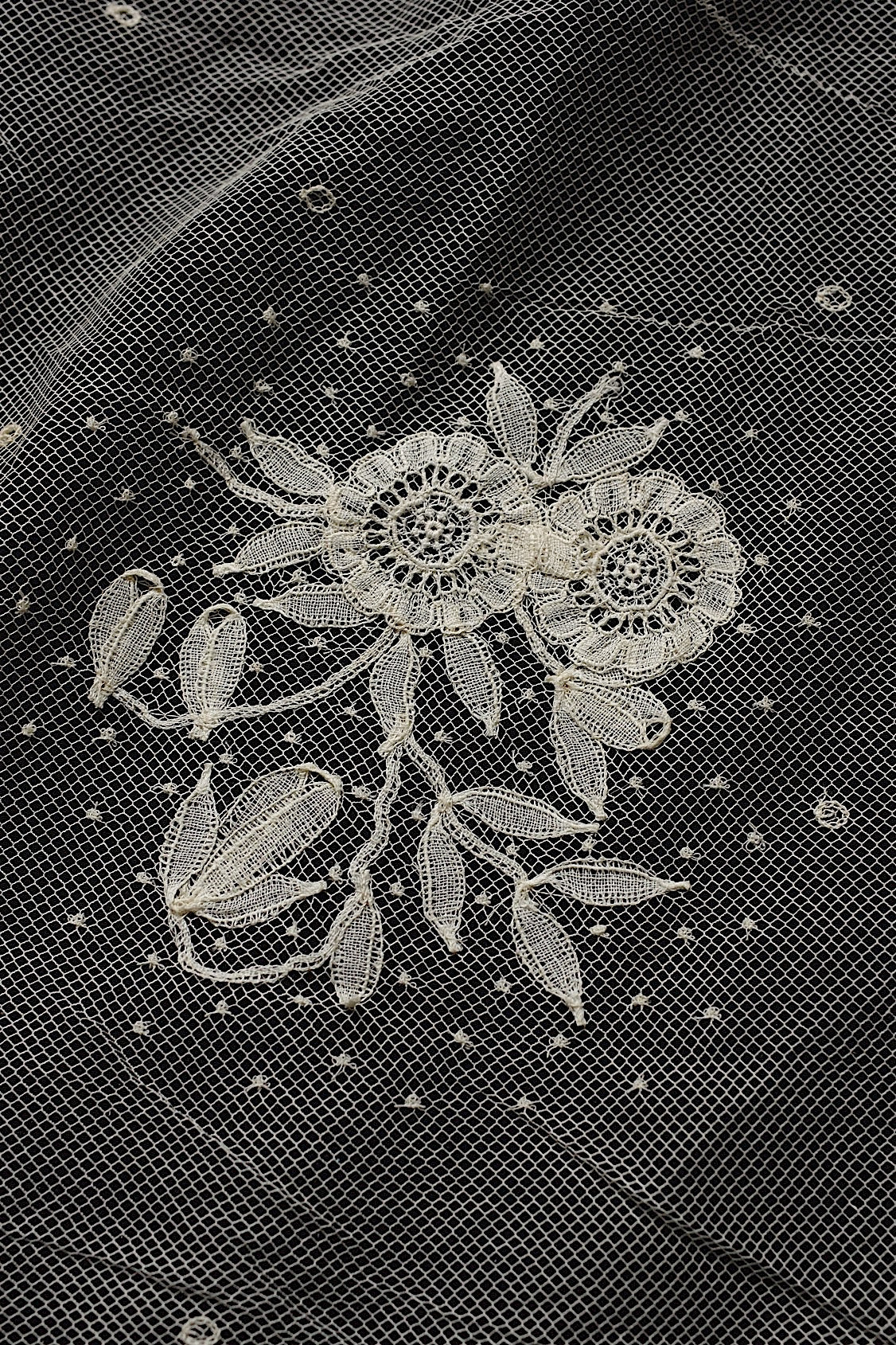 アンティークレース dentelle antique lace チュールハギレ