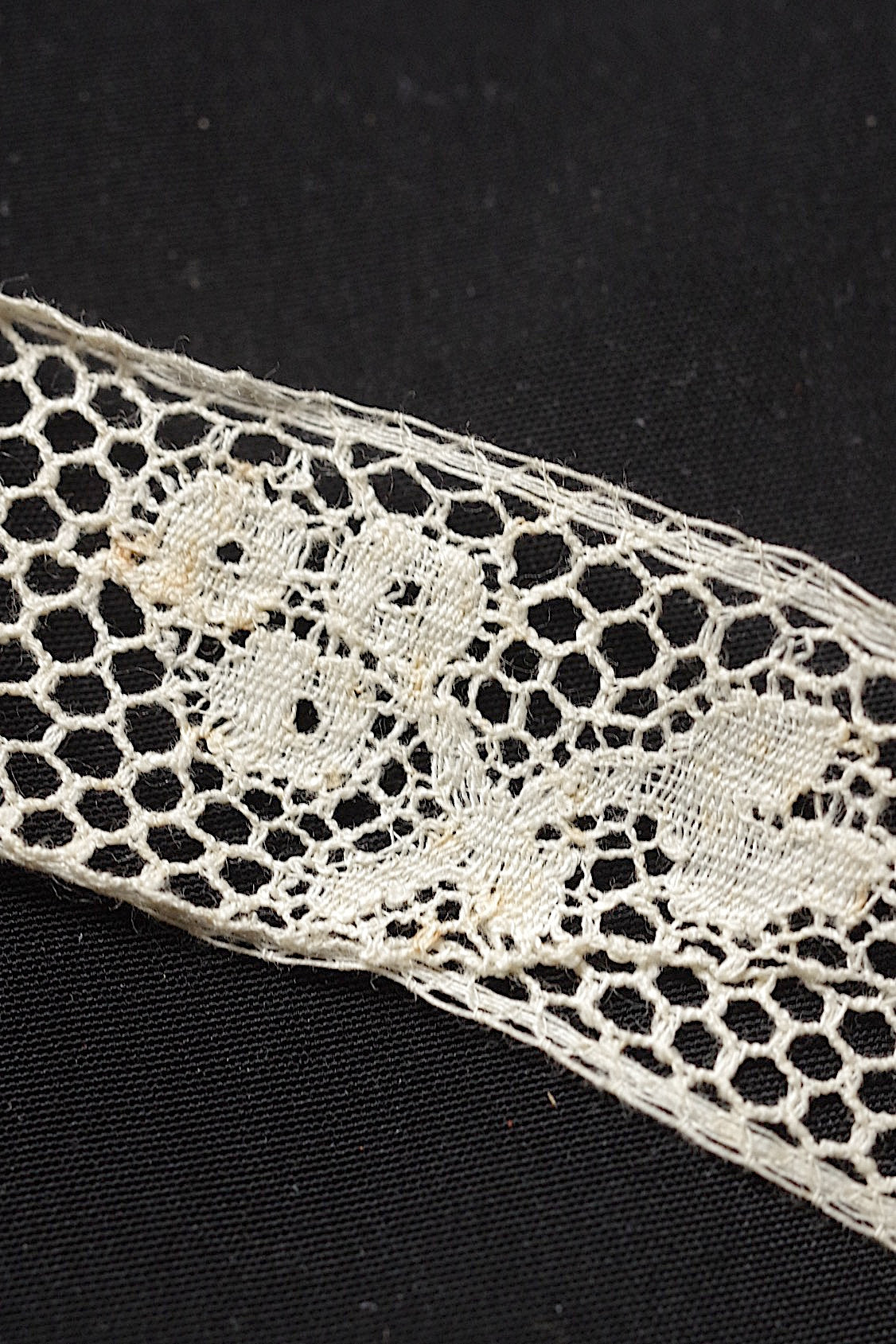 アンティークレース dentelle antique lace 1060cm
