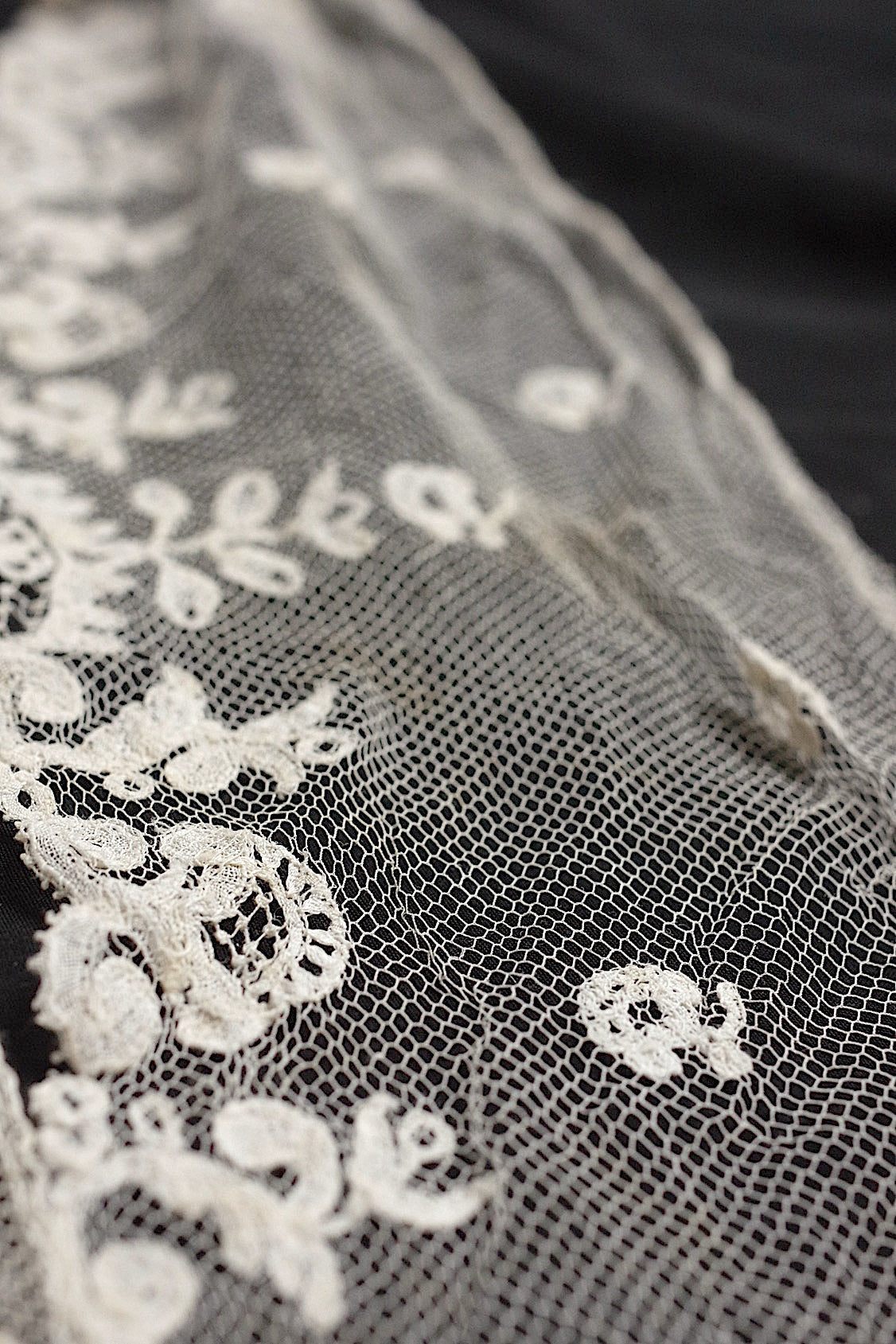 Dentelle ancienne, dentelle dentelle ancienne, chutes d'Alençon, etc.