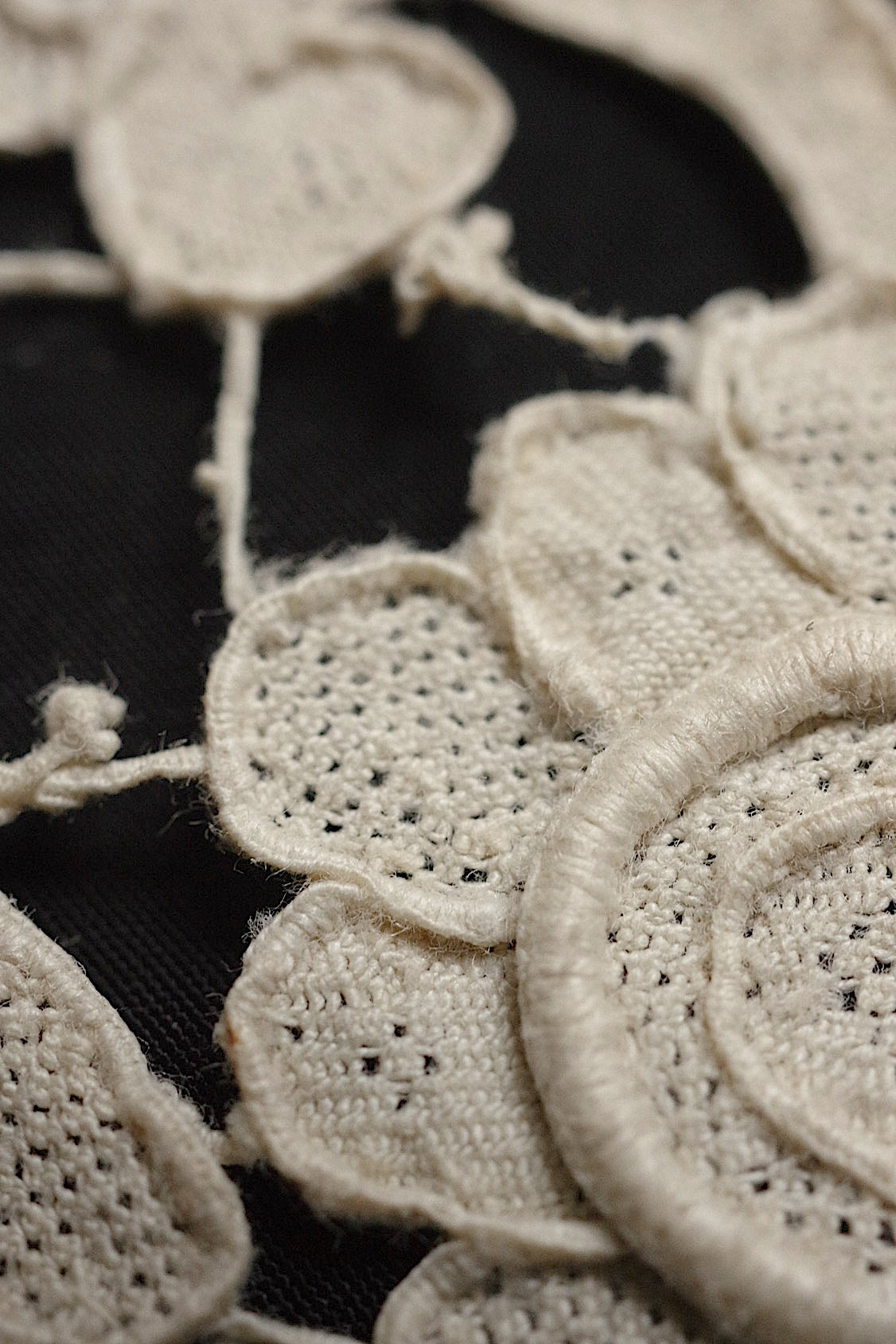 Antique lace, dentelle antique lace, 3 types including Italian lace