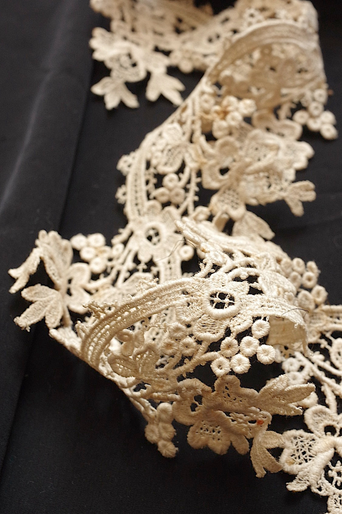 アンティークレース dentelle ancienne 925cm