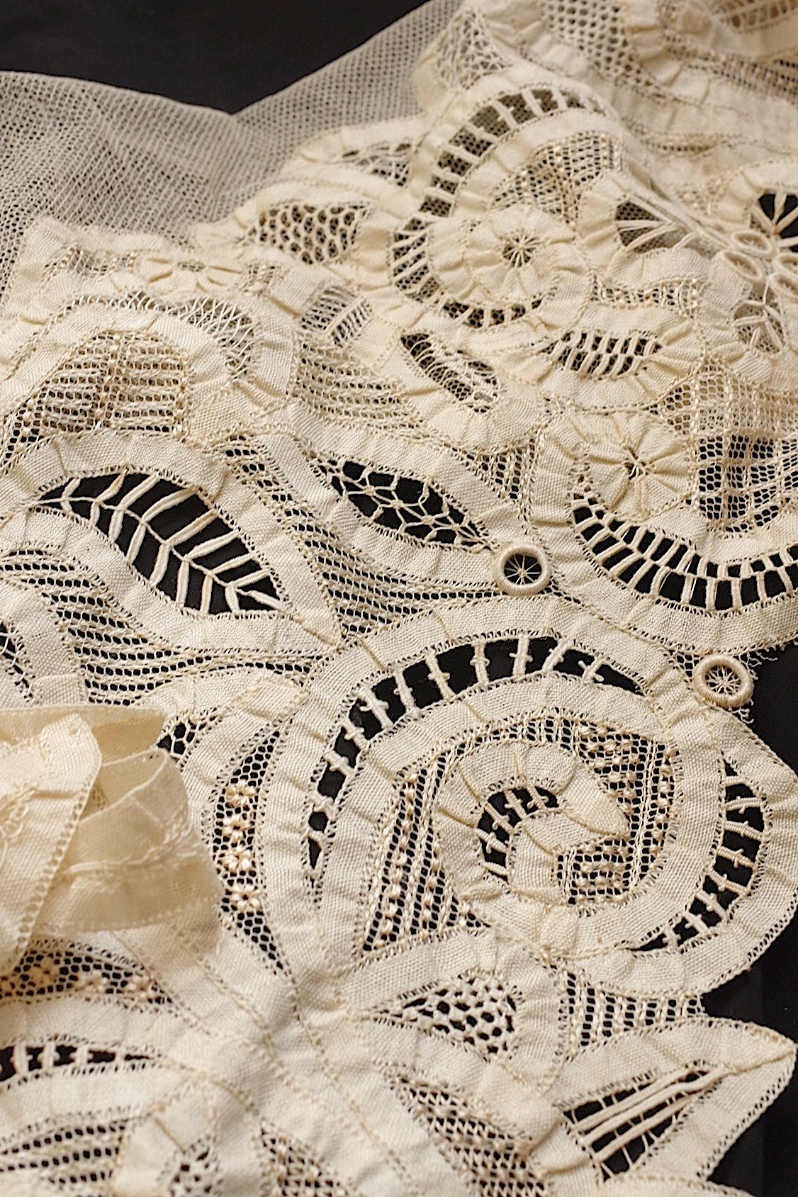 アンティークレース dentelle ancienne bas d'aube