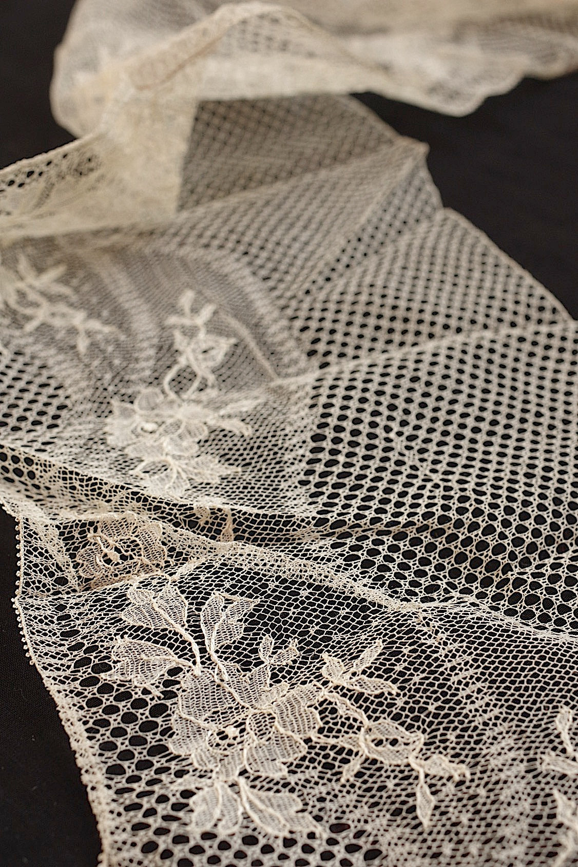 アンティークレース dentelle ancienne レースハギレ