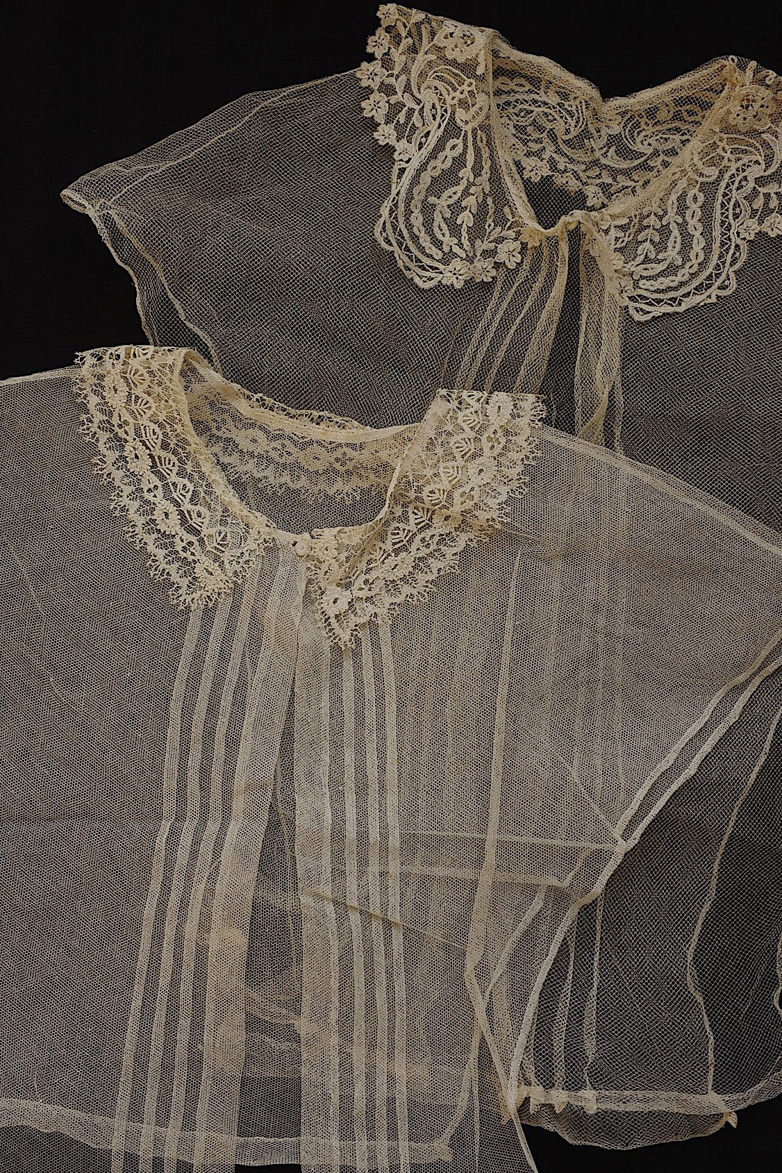 アンティークレース dentelle ancienne plastron 2つ