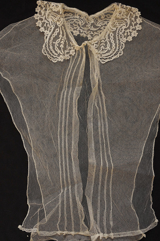 アンティークレース dentelle ancienne plastron 2つ