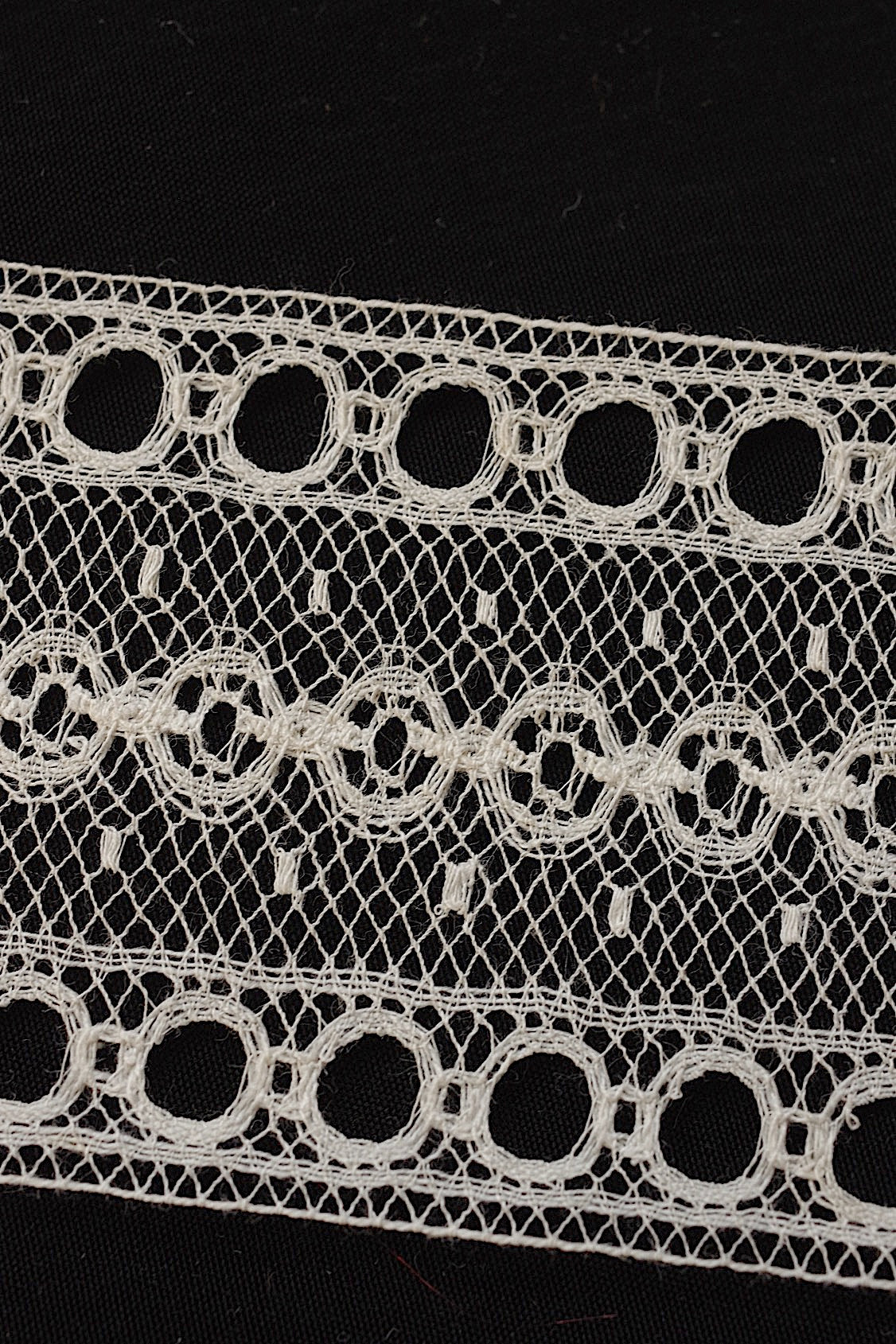 アンティークレース dentelle ancienne 800cm