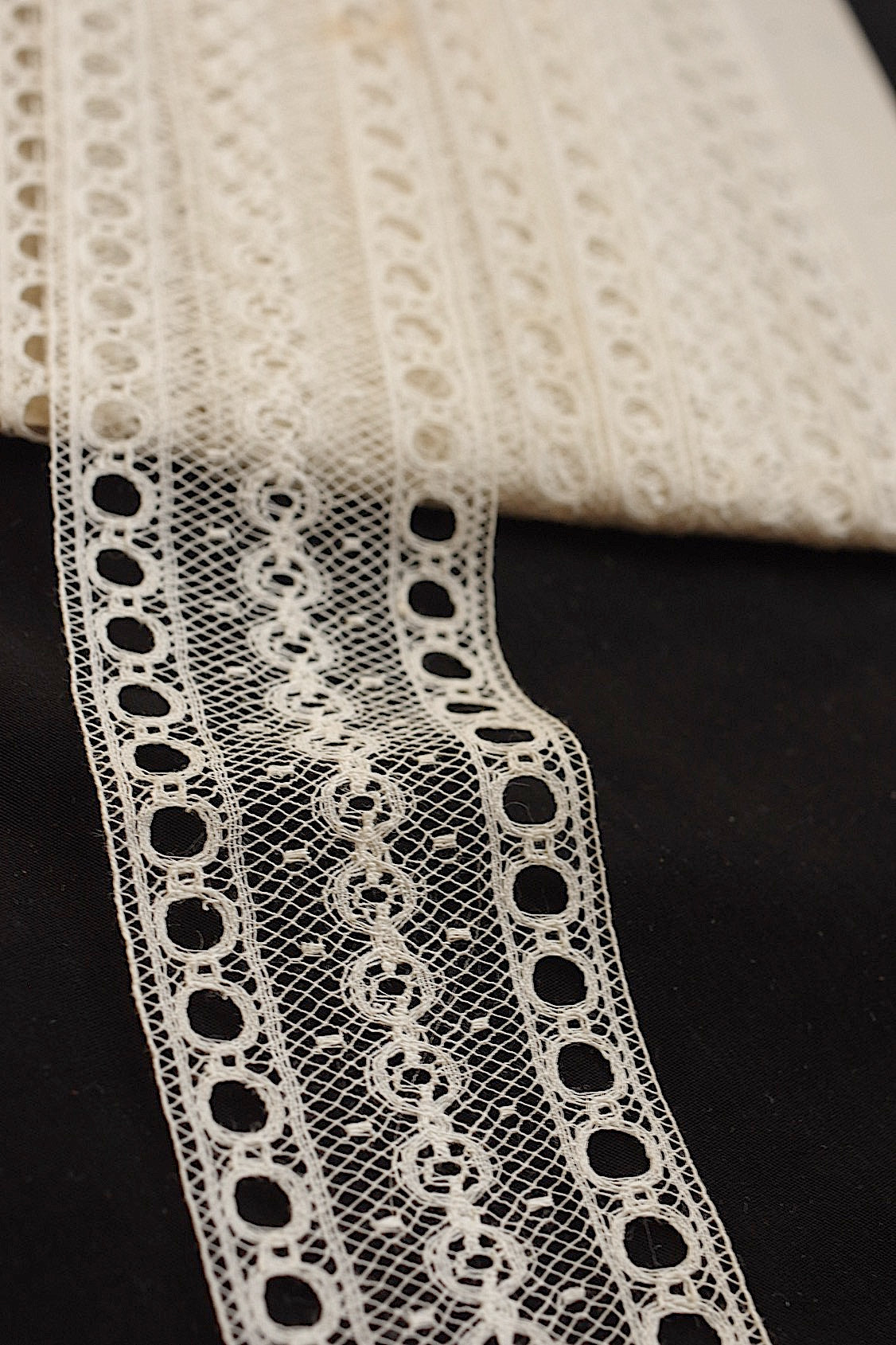 アンティークレース dentelle ancienne 800cm