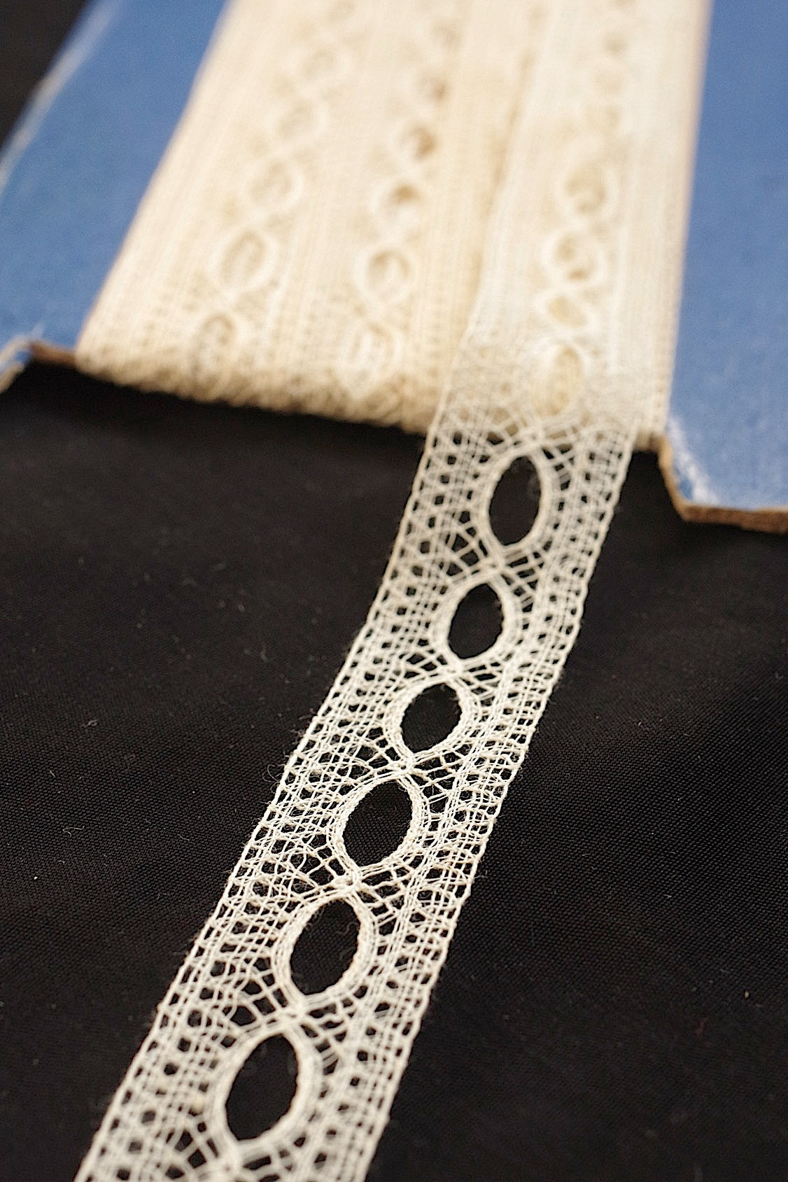 アンティークレース dentelle ancienne 2種