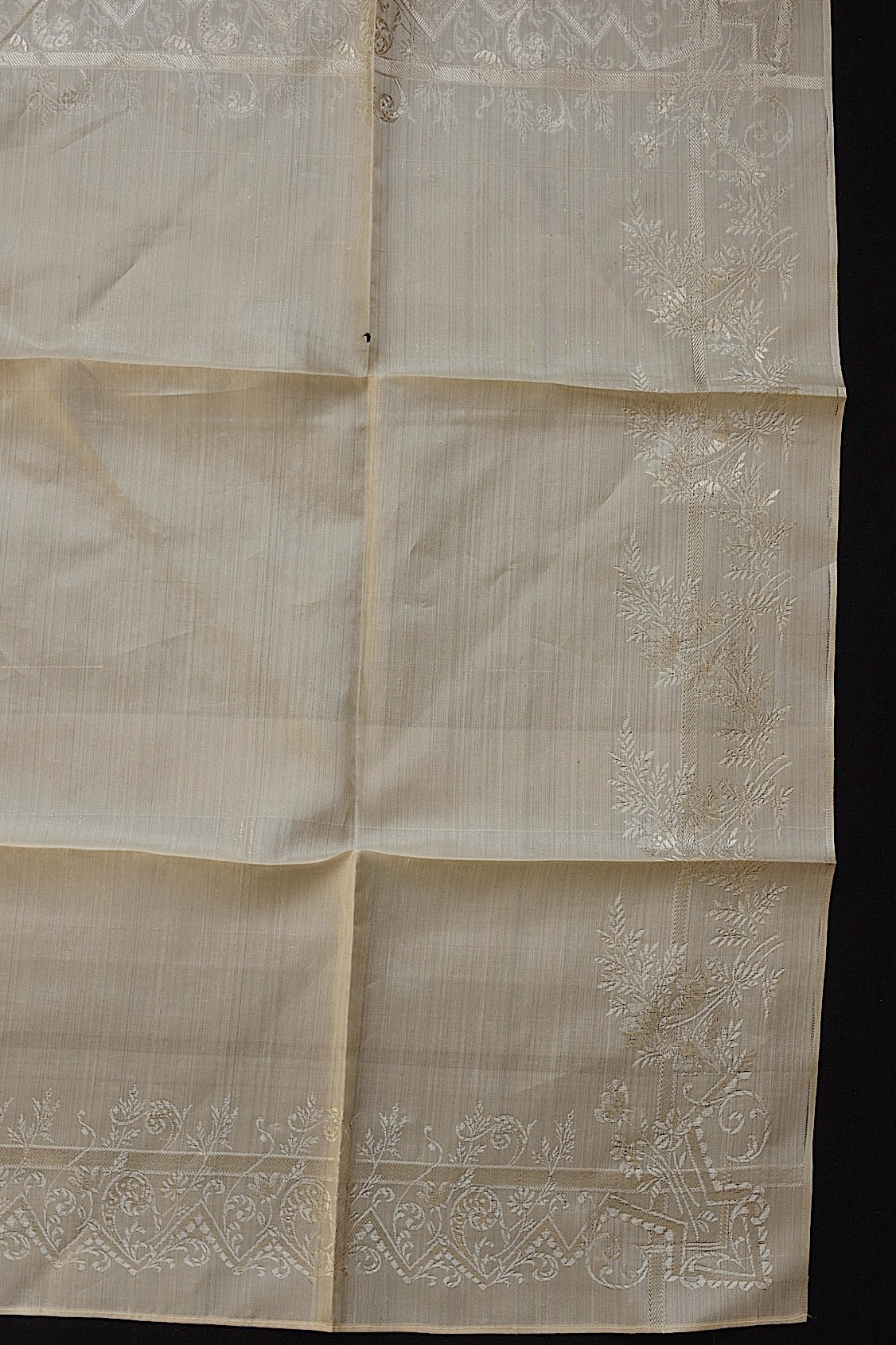 アンティークレース dentelle ancienne シルク生地