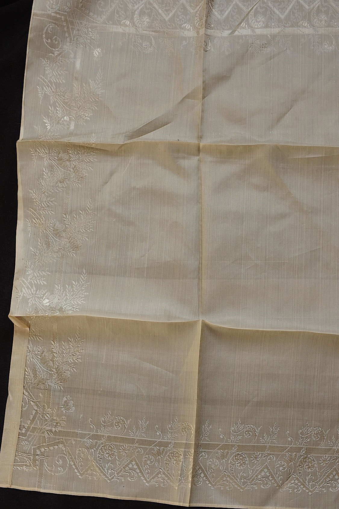 アンティークレース dentelle ancienne シルク生地