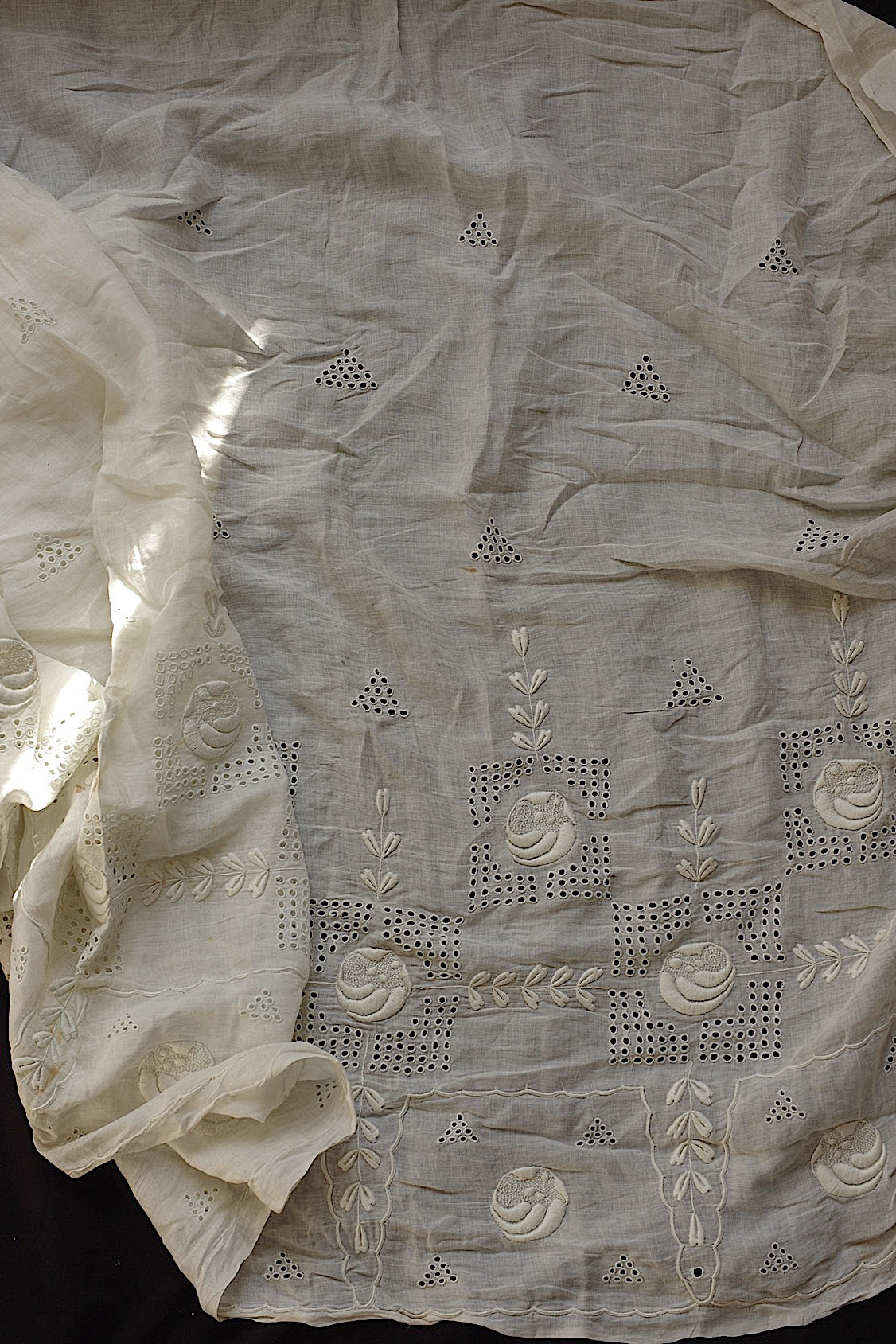 アンティークレース dentelle ancienne  刺繍生地