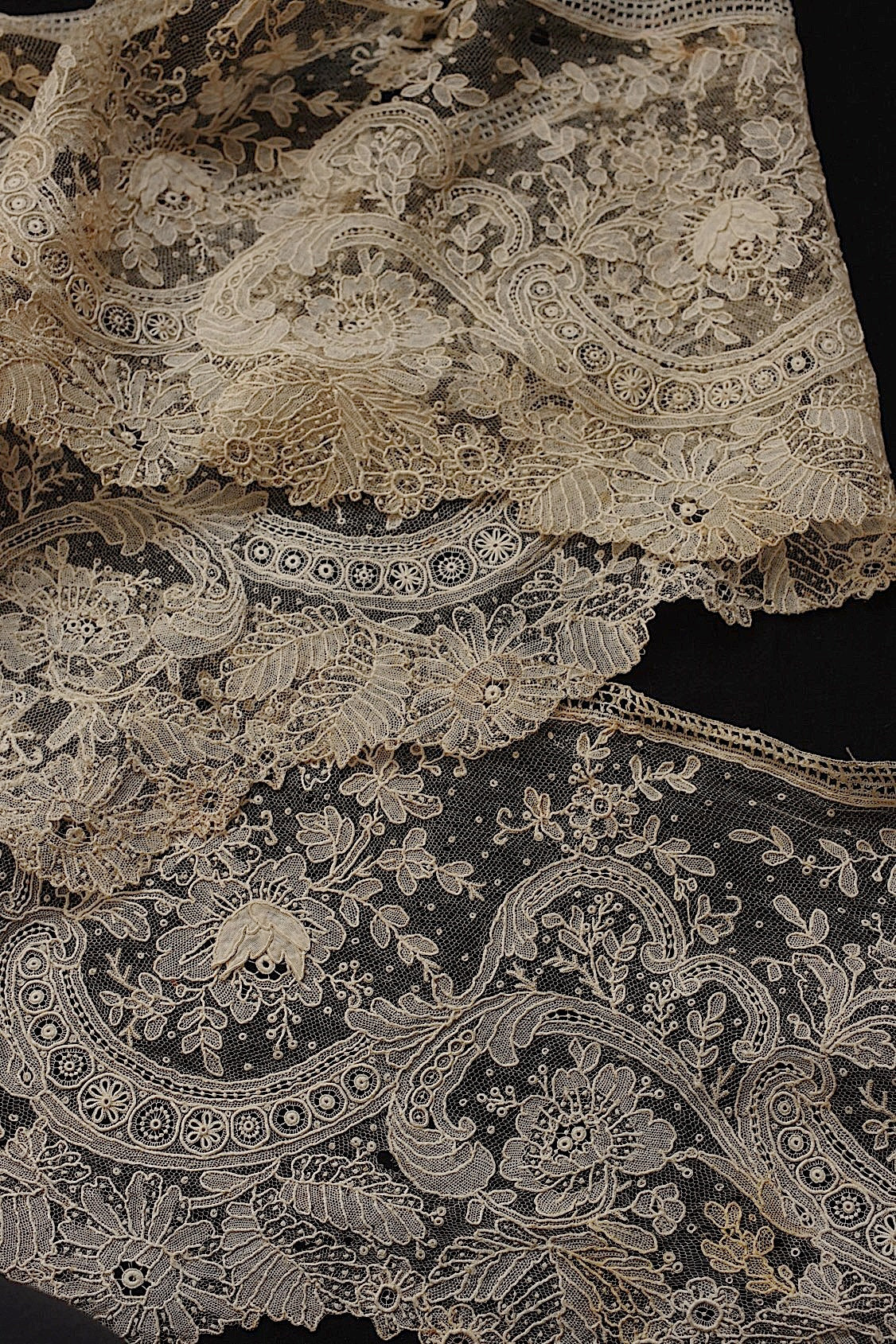 アンティークレース dentelle ancienne  ブリュクセルレース