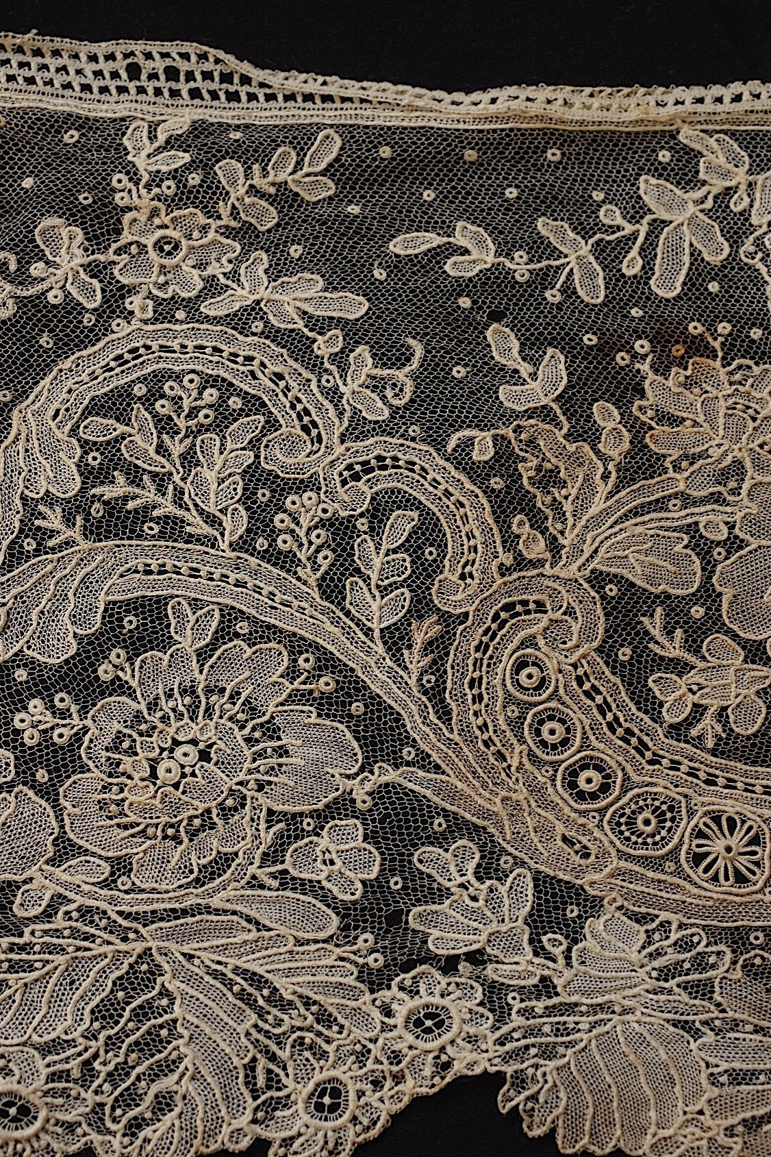 アンティークレース dentelle ancienne  ブリュクセルレース