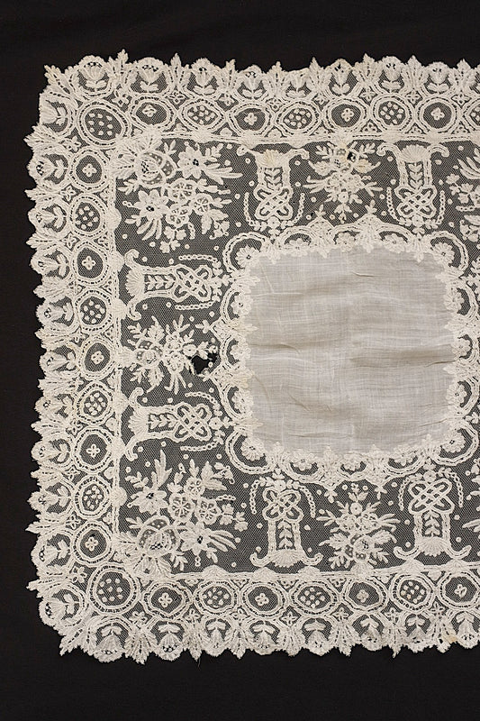アンティークレース dentelle ancinne ハンカチ