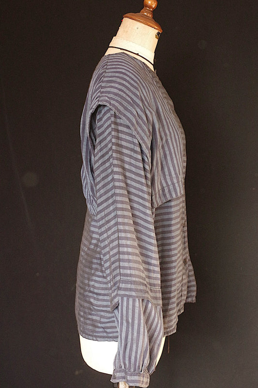 ヴィンテージブラウス vêtement vintage bleu fonce .FR A Ll'EPOQUE