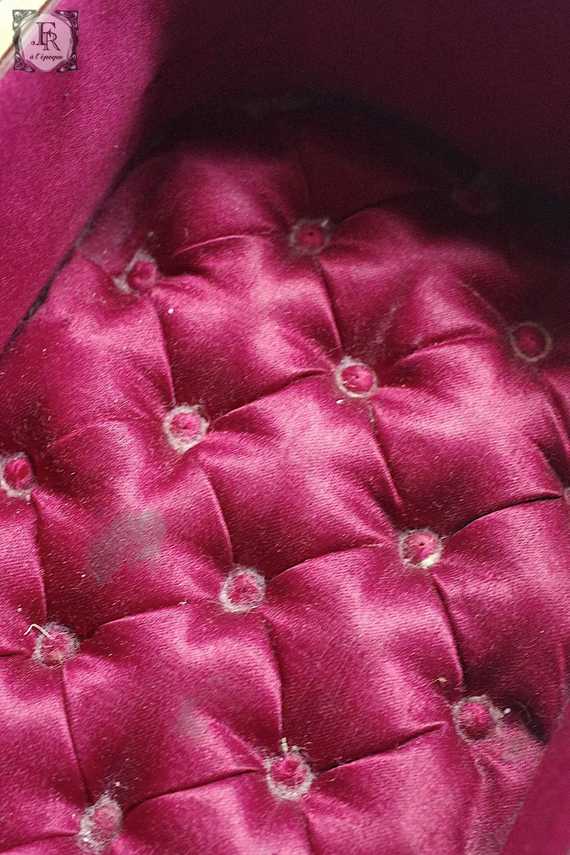 アンティーク革製箱 Boite à necessaire antique .FR a l'epoque