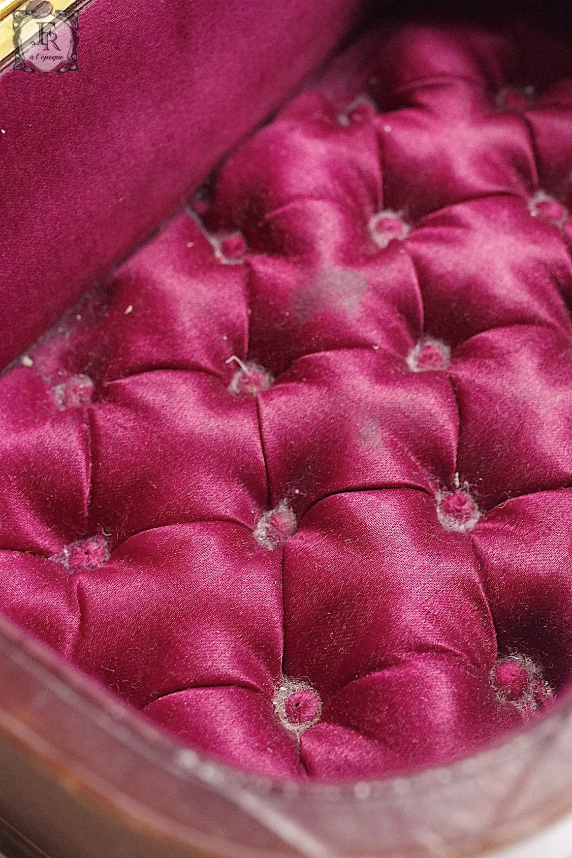 アンティーク革製箱 Boite à necessaire antique .FR a l'epoque