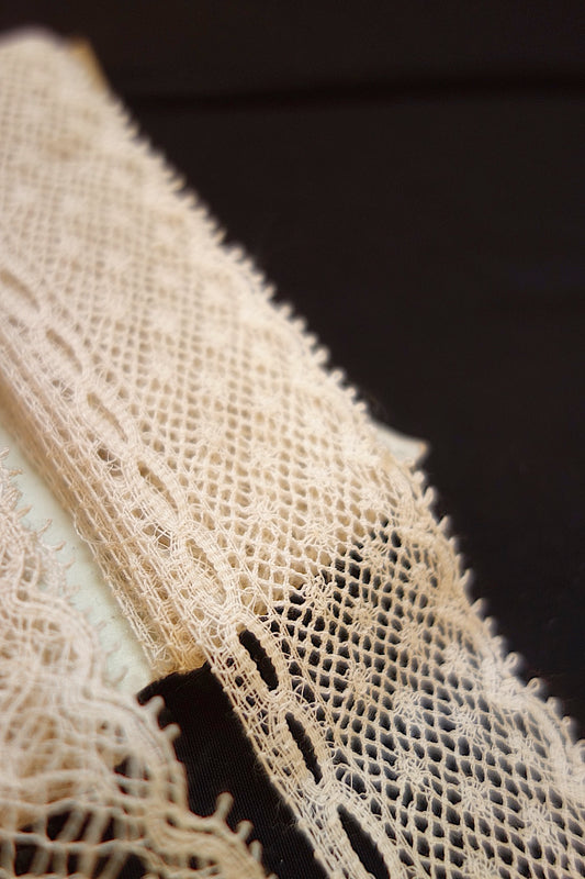 アンティークレース 4種