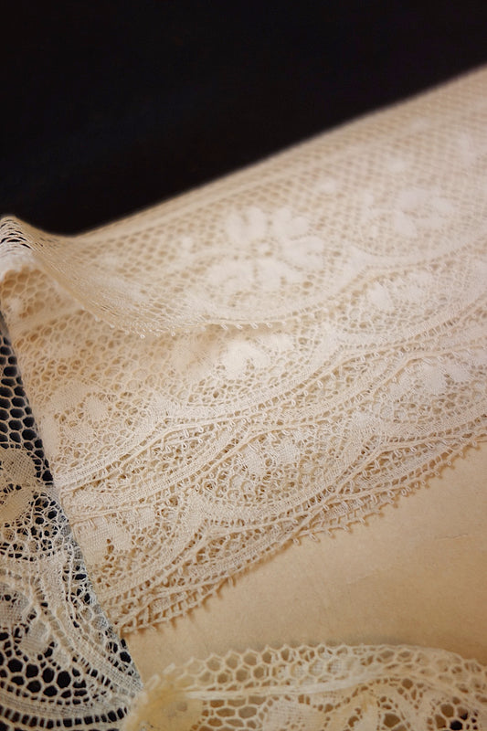 アンティークレース 450cm 780cm