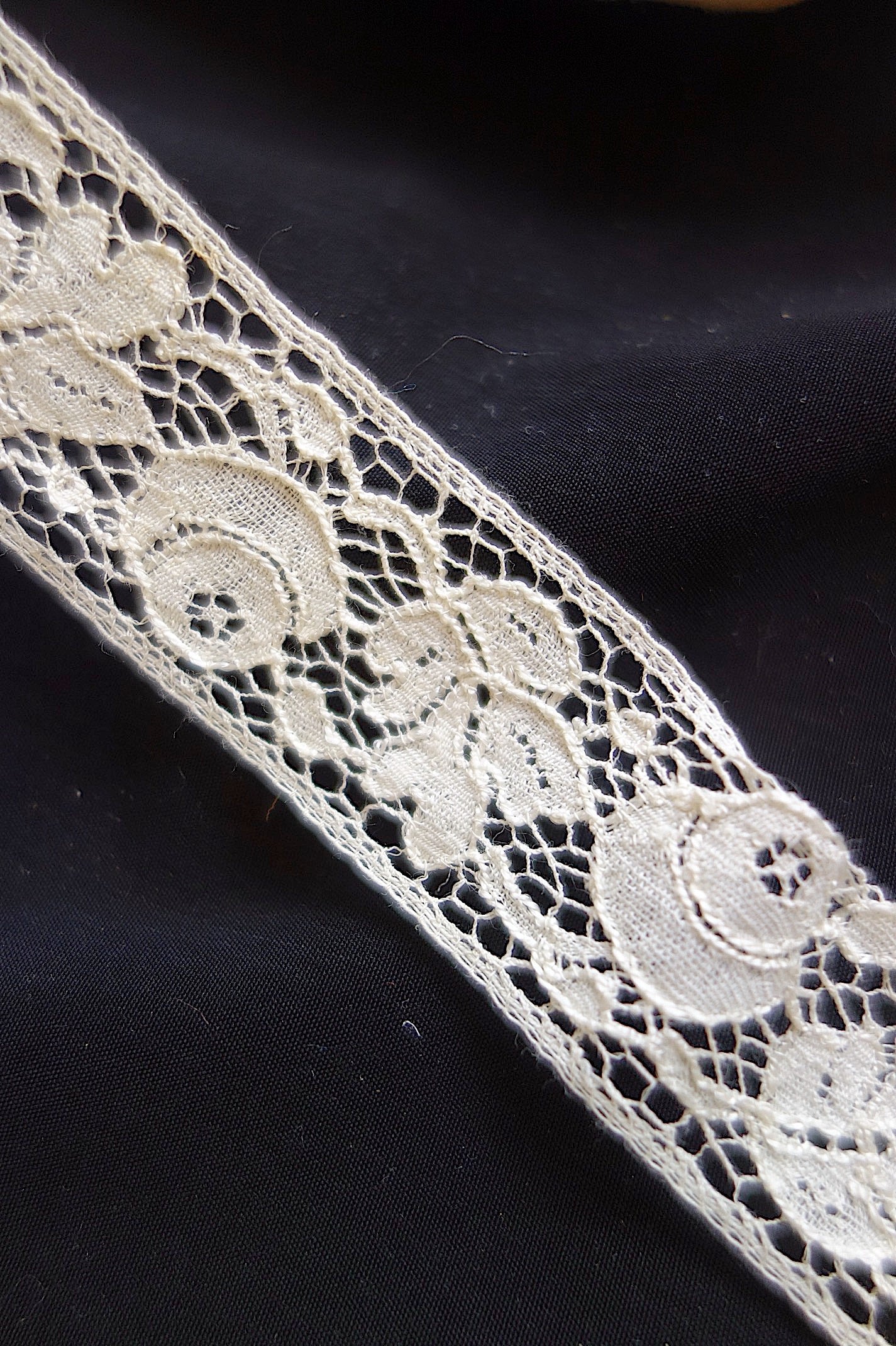 アンティークレース 4種