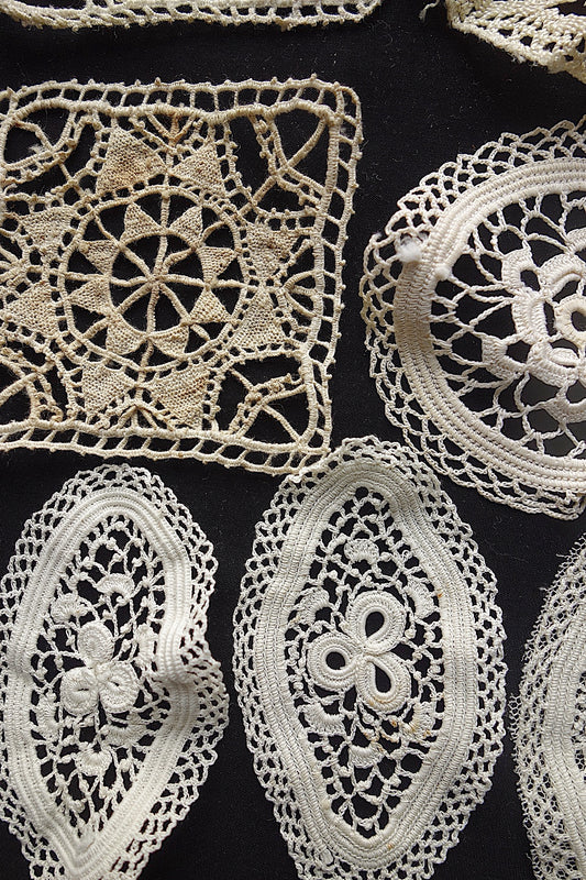 アンティークレース モチーフlots3