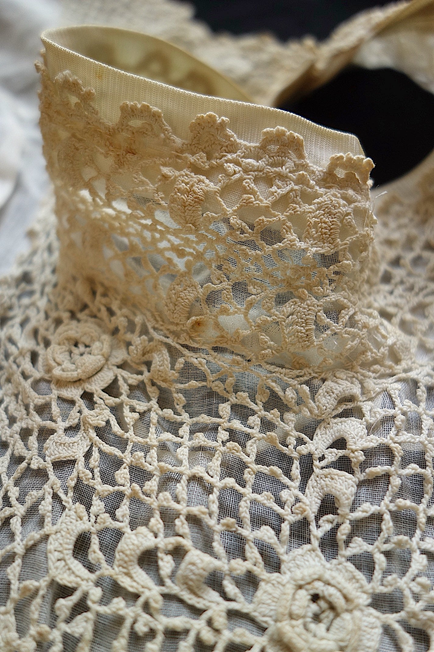 アンティークレース クロシェ