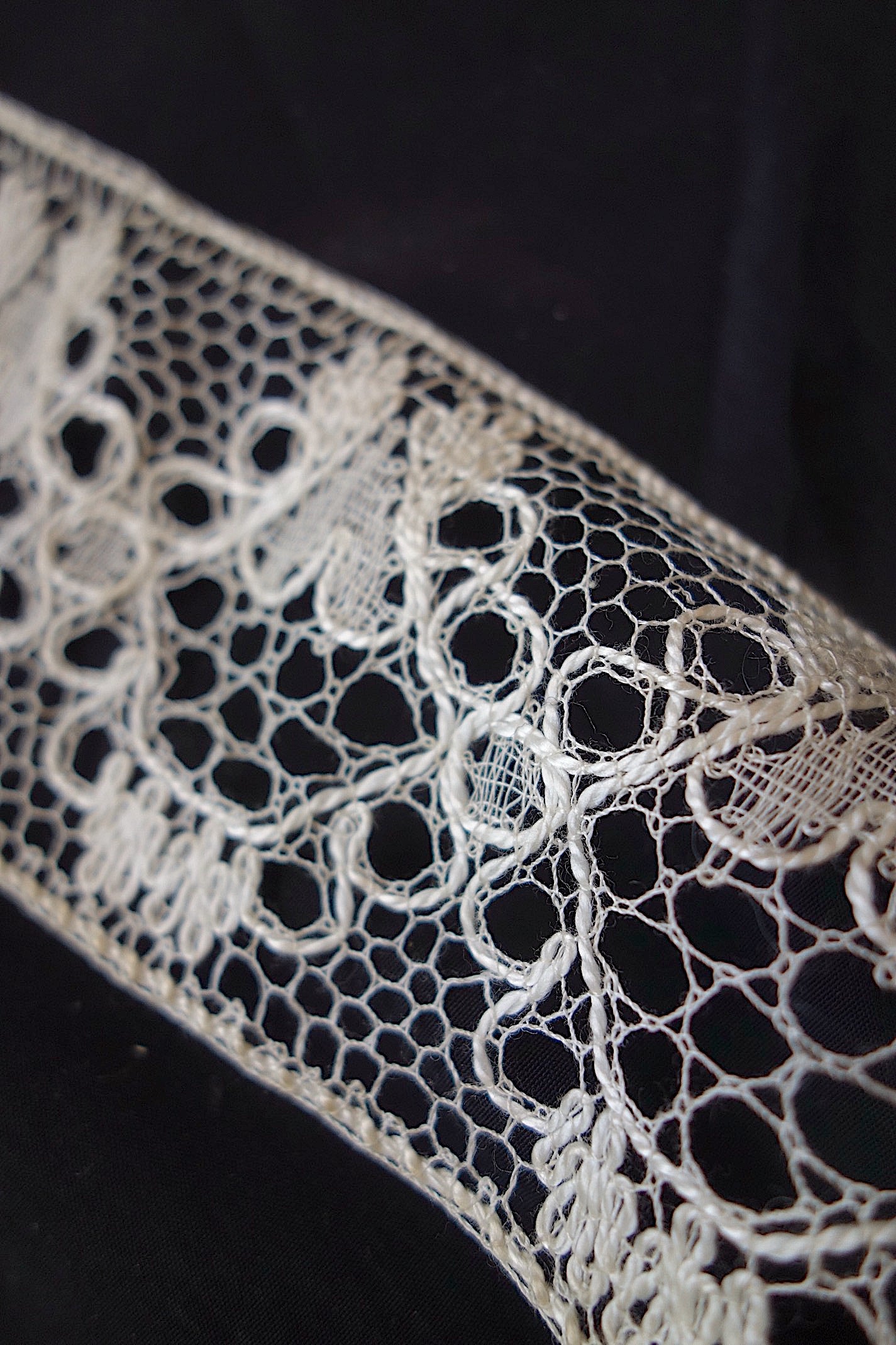 アンティークレース 620cm