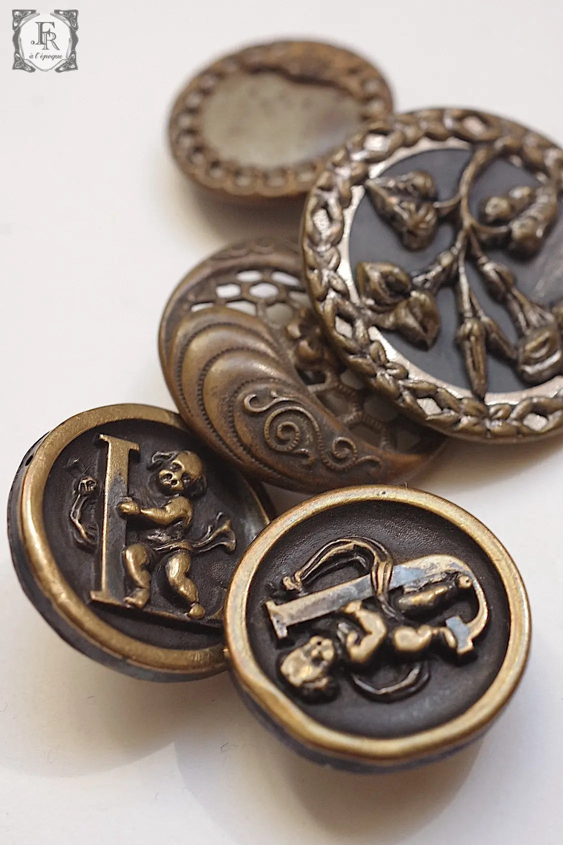 アンティークボタン antique boutons lots2 .FR a l'epoque