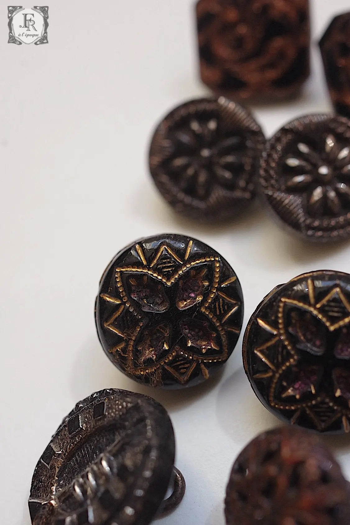 アンティークボタン antique boutons lots4 .FR a l'epoque