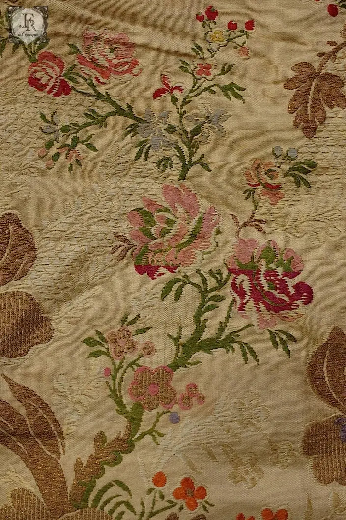 アンティーク生地 antique cloth インテリアクロス メタル糸刺繍 .FR a l'epoque