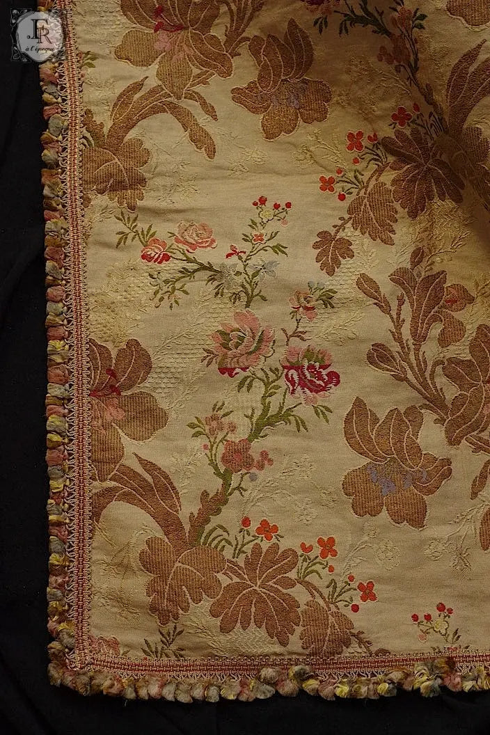 アンティーク生地 antique cloth インテリアクロス メタル糸刺繍 .FR a l'epoque