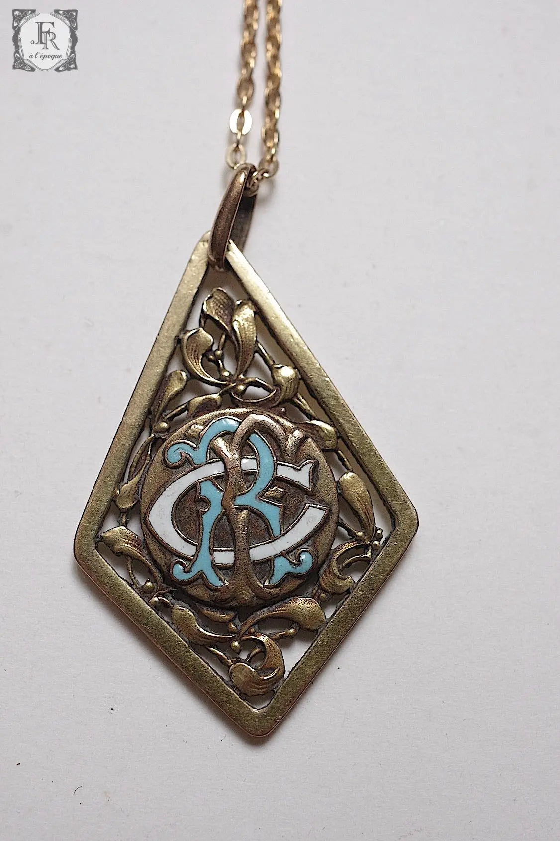 アンティークペンダント antique collier ヤドリギ モノグラム  .FR a l'epoque