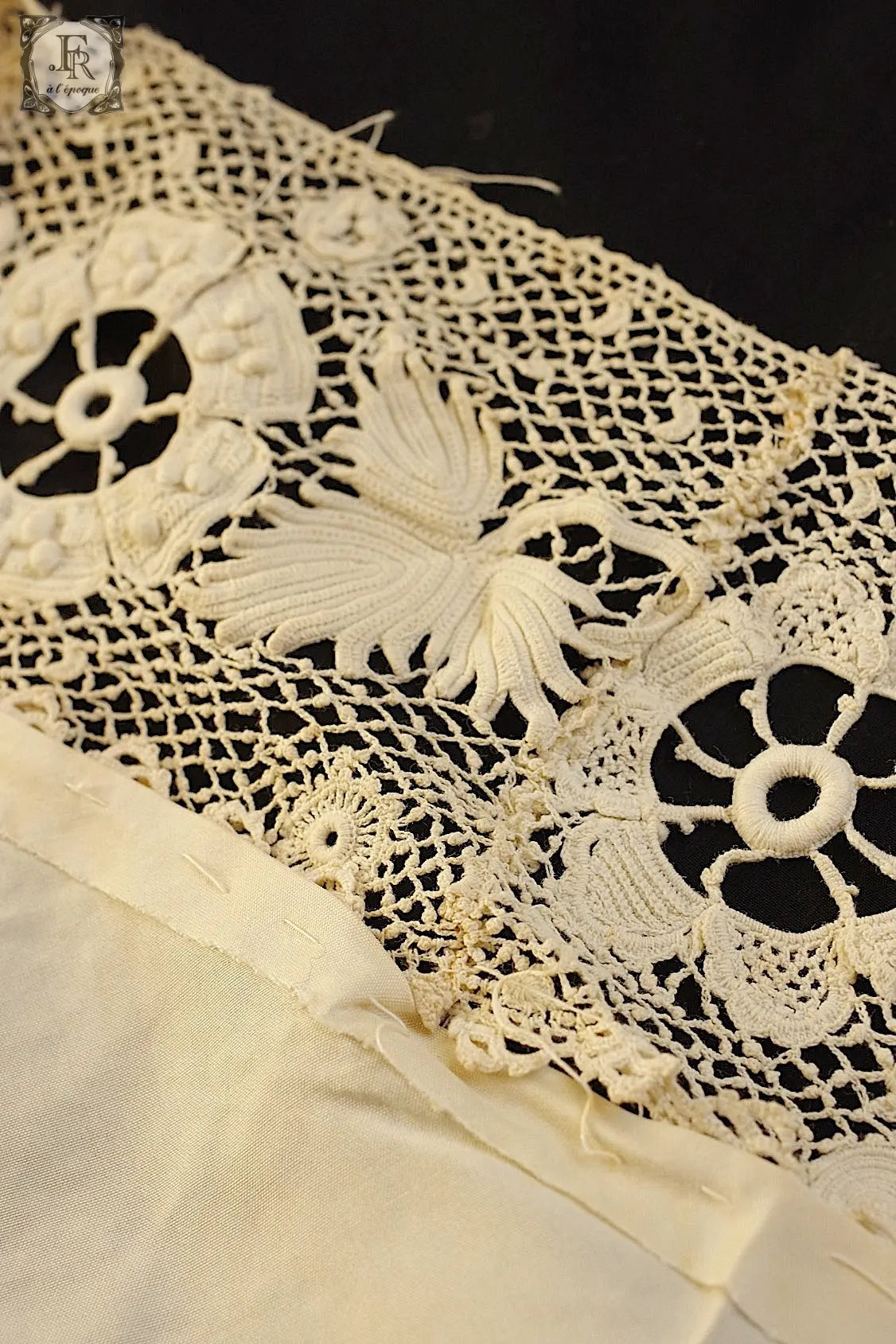 アンティークレース antique dentelle クロシェ ハギレ .FR a l'epoque