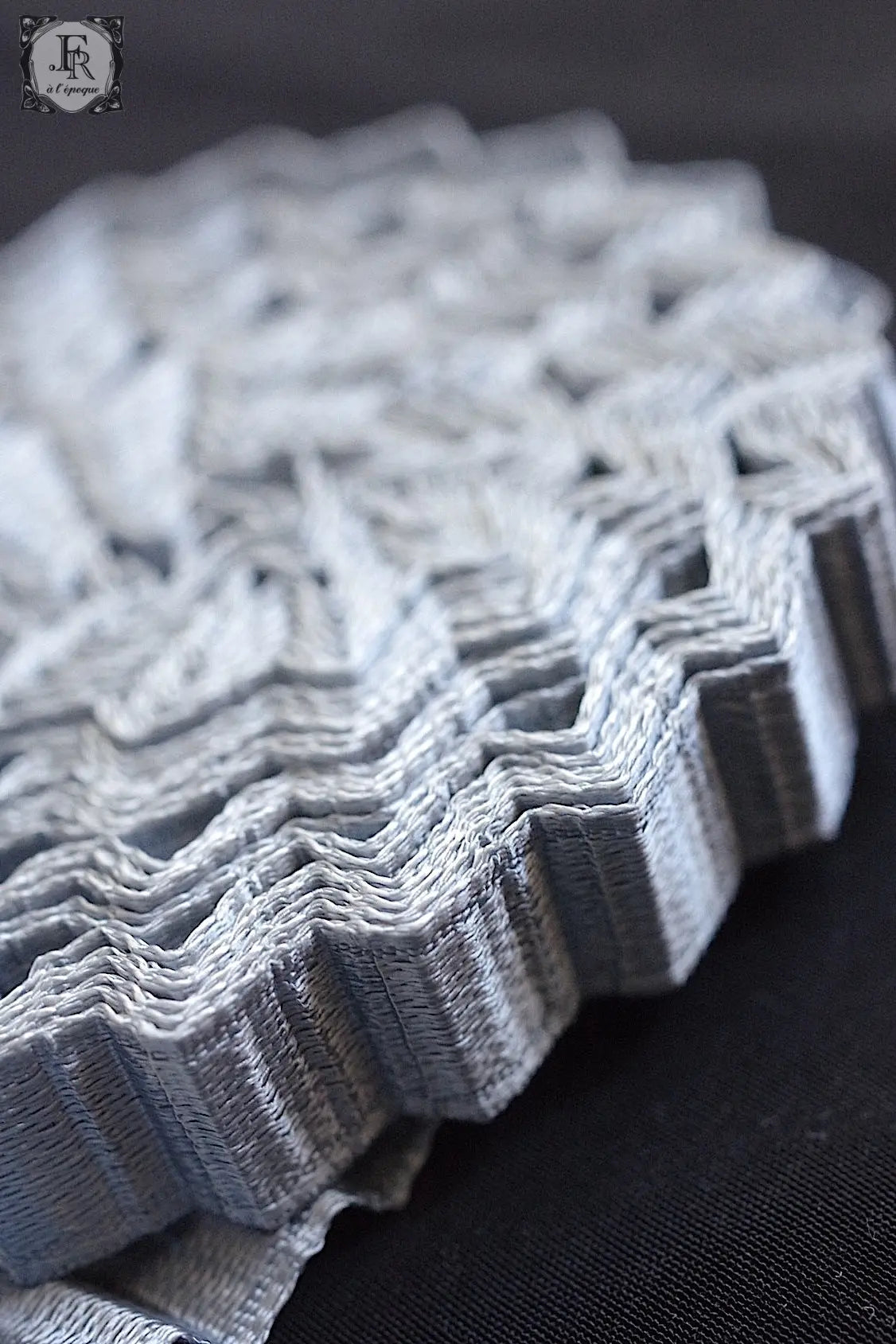 アンティークリボン antique ruban 1 .FR a l'epoque