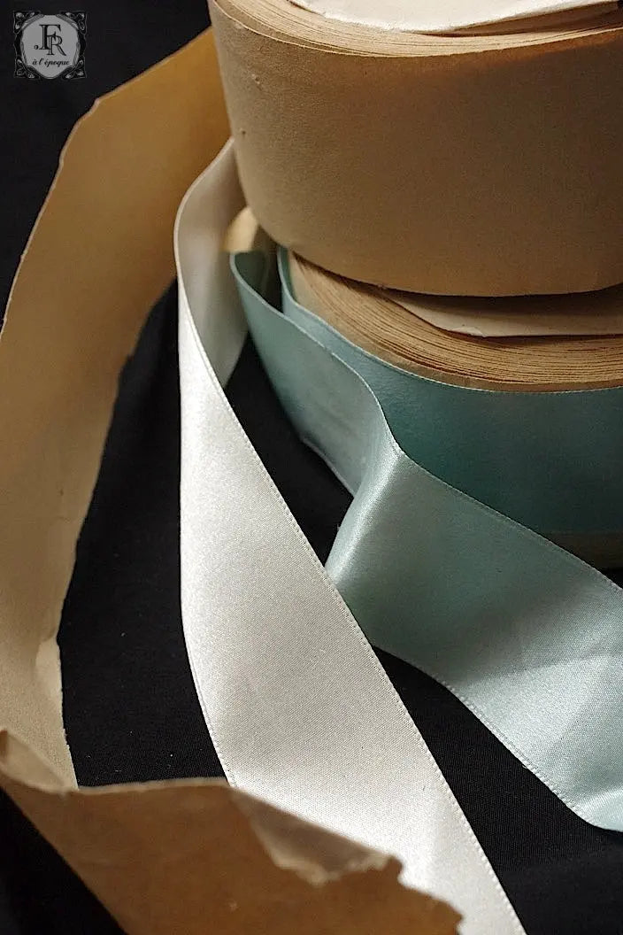 アンティークリボン antique ruban 白 ブルー .FR a l'epoque