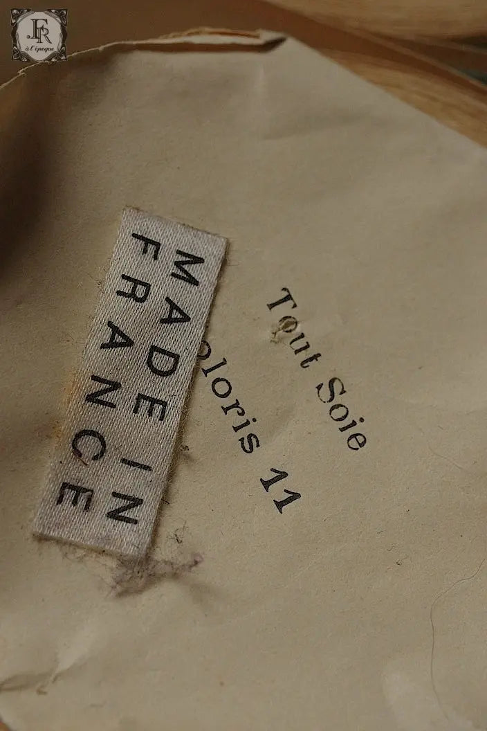 アンティークリボン antique ruban 白 ブルー .FR a l'epoque