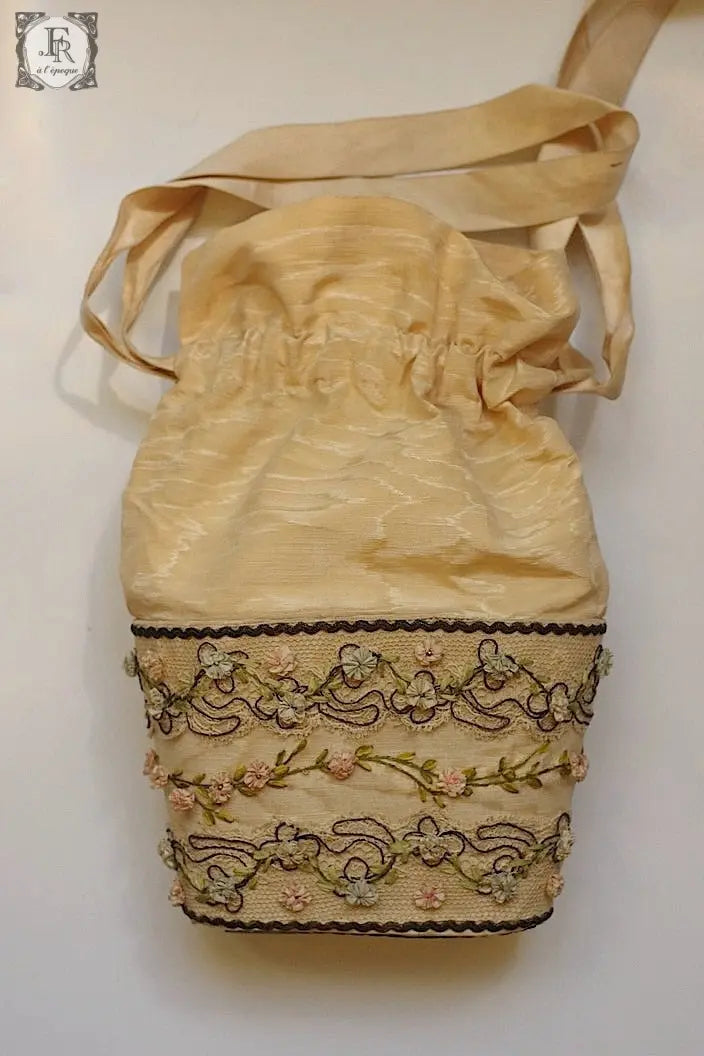 アンティークポーチ antique sac ロココ .FR a l'epoque