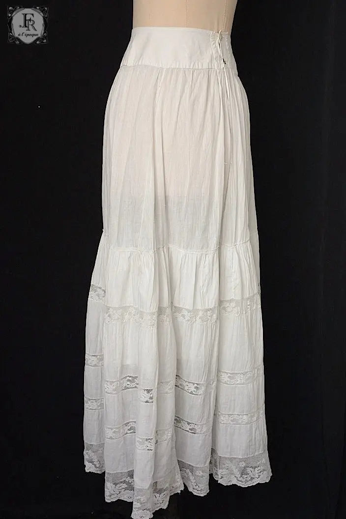 アンティークスカート antique vêtement skirt .FR a l'epoque