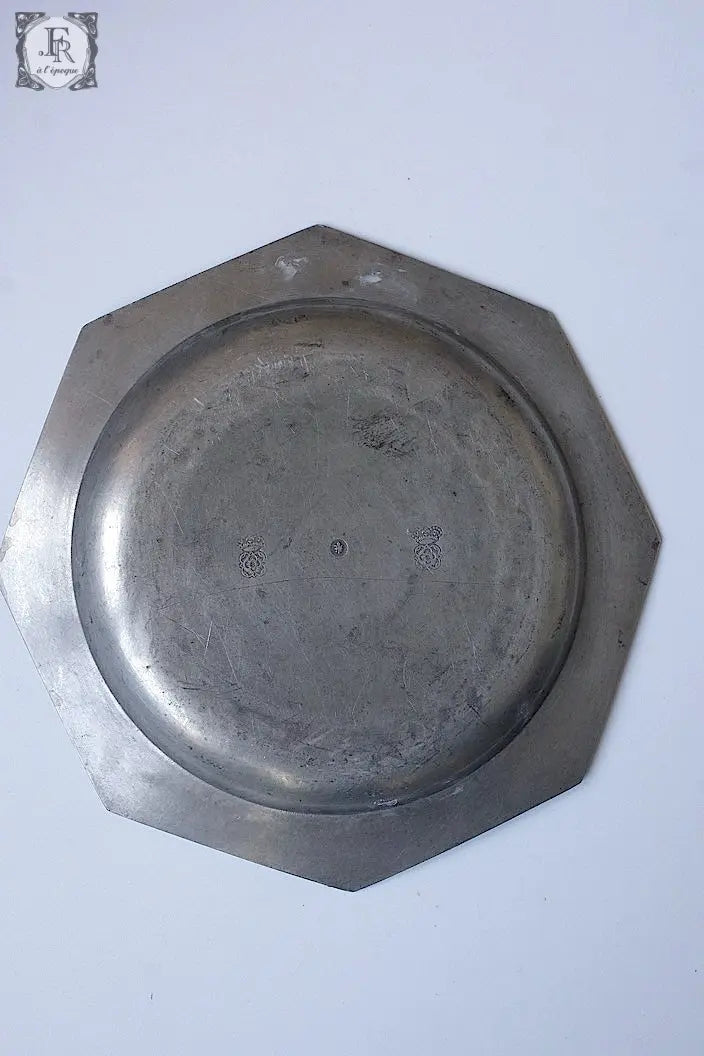 アンティーク皿 assiette ancienne ピューター .FR a l'epoque