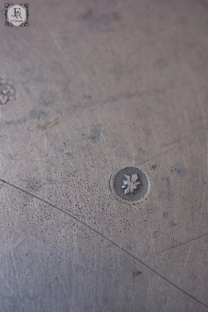 アンティーク皿 assiette ancienne ピューター .FR a l'epoque