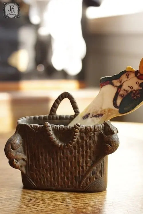 boite アンティーク 鉛筆立て ブロンズ .FR A Ll'EPOQUE